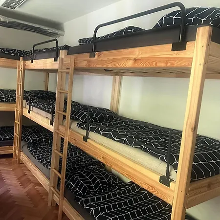 Crjanski Raj Panzió Črna na Koroškem